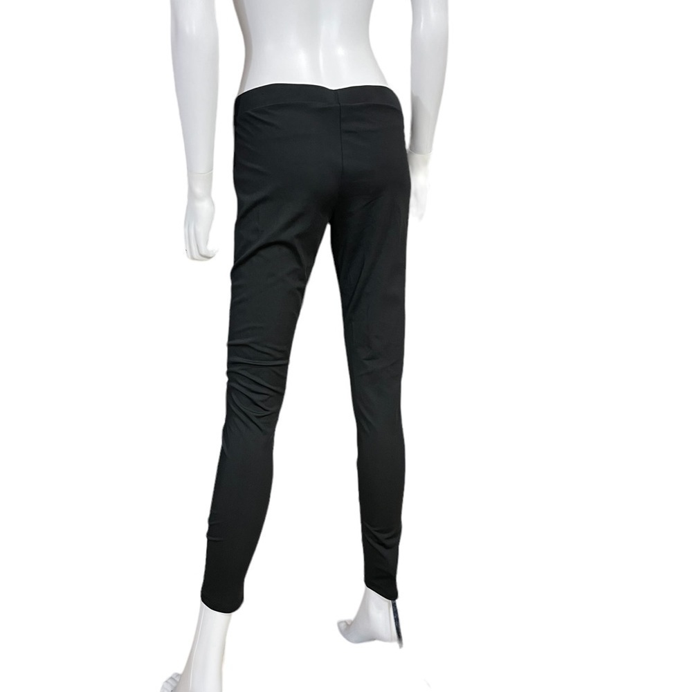 Mesh Detailed Stripe Leggings
New - Picture 4 of 9